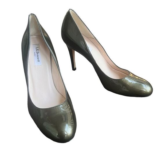 LK BENNETT STILA COURTS OLIVE PATENT ROUND HEELS PUMPS 39 - Picture 1 of 6